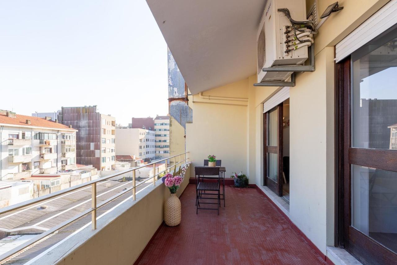 Host Wise - Trendy Bright Flats With Jacuzzi - 5 Min Beach Matosinhos  Extérieur photo